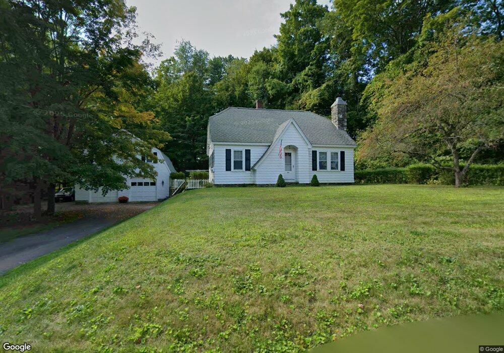 941 Fisher Rd, Fitchburg, MA 01420 - photo 1