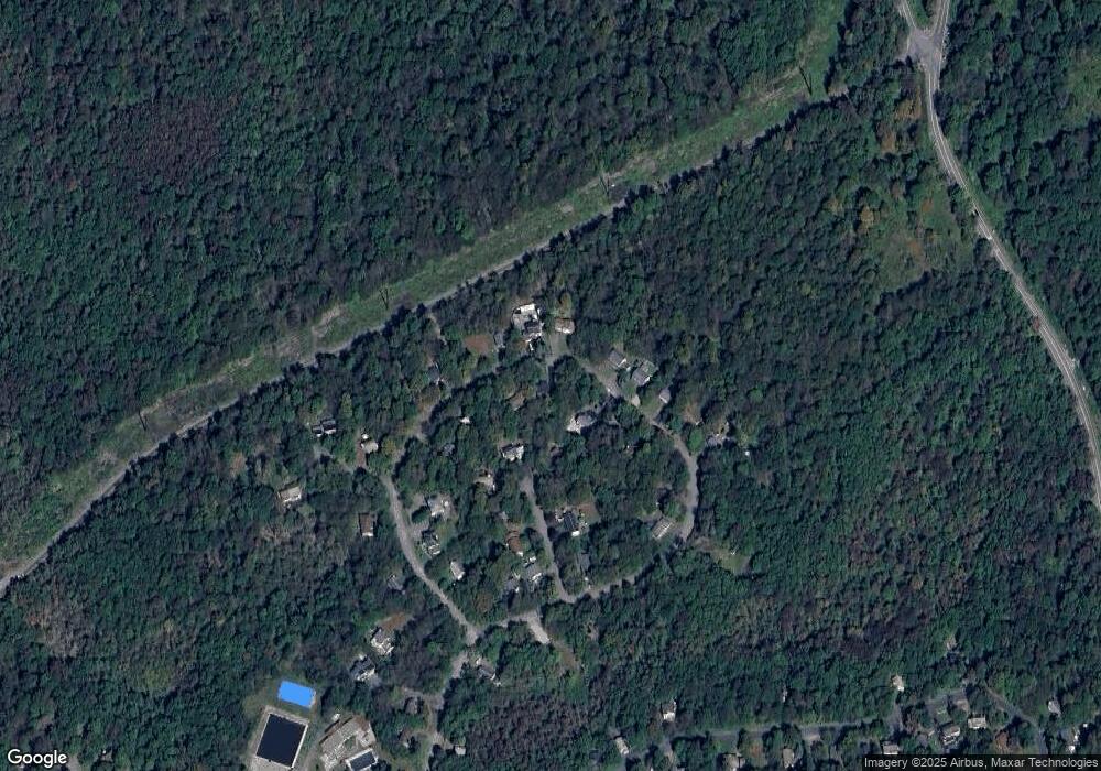 9678 Stony Hollow Cir, Tobyhanna, PA 18466 - photo 1