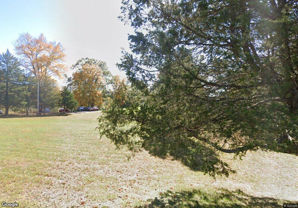 907 Mauzy Rd, Berkeley Springs, WV 25411 - photo 1