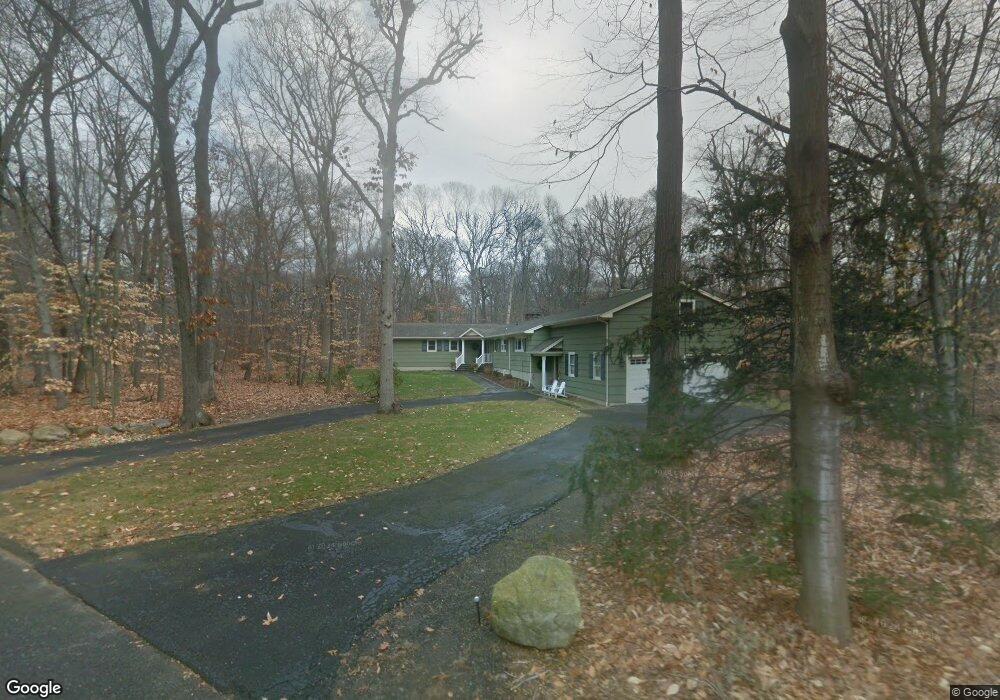 25 Appletree Ln, Norwalk, CT 06850 - photo 1