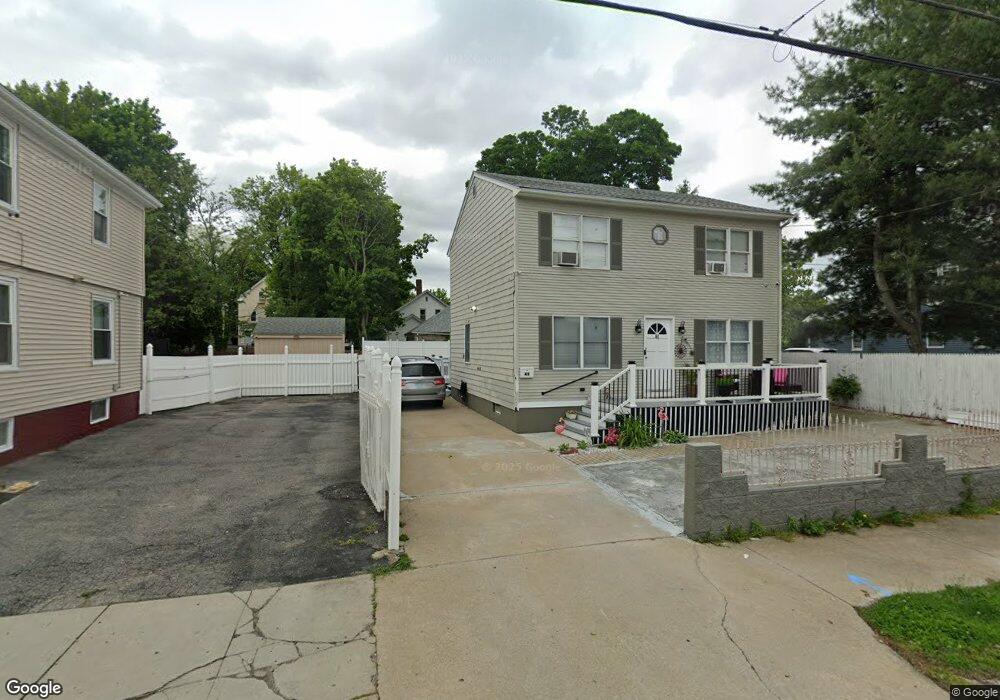 35 Petteys Ave, Providence, RI 02909 - photo 1