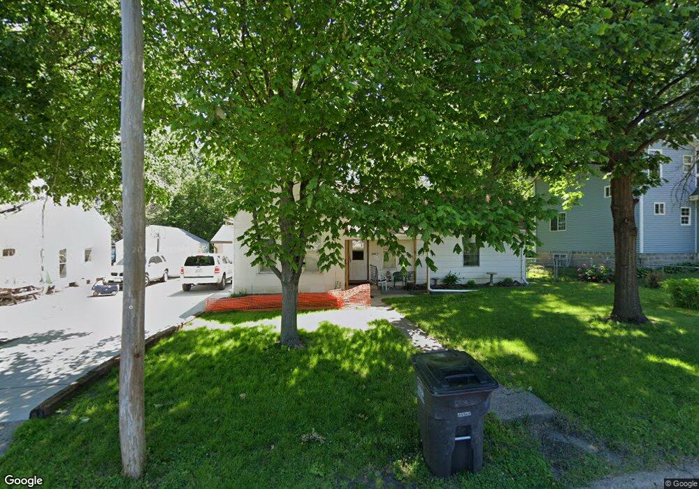 3927 11th Place, Des Moines, IA 50313 - photo 1