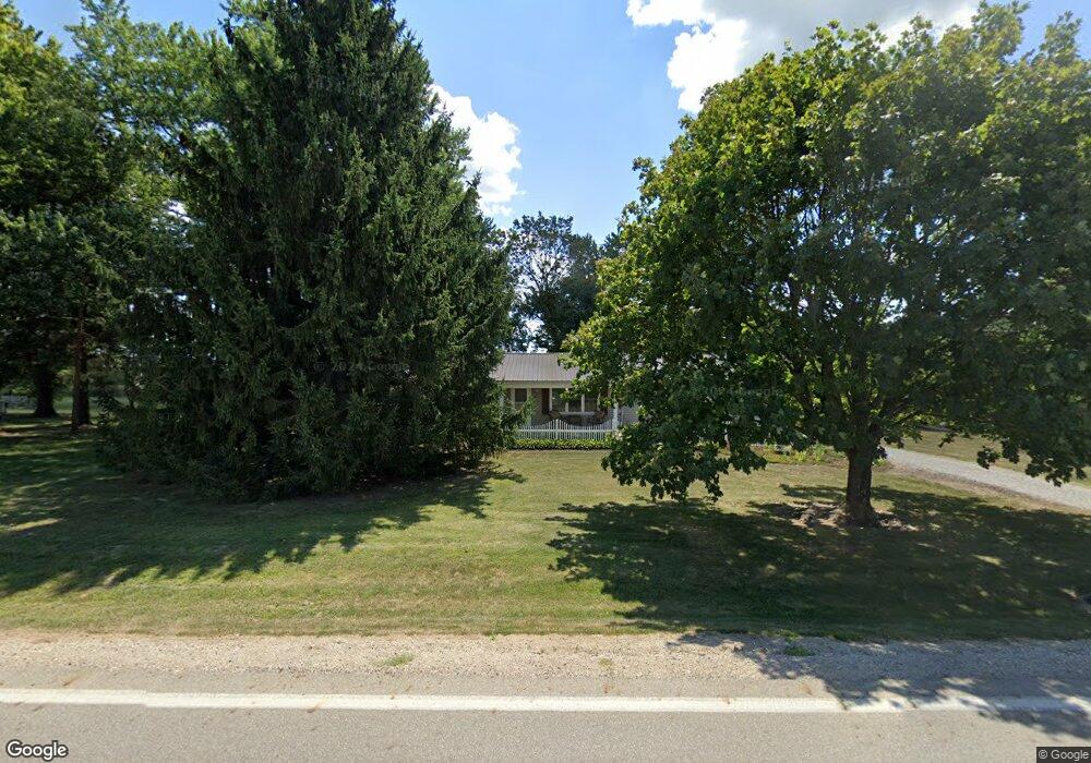 8511 Tarlton Rd, Circleville, OH 43113 - photo 1