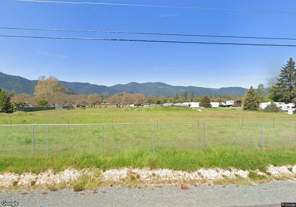 6833 E Evans Creek Rd, Rogue River, OR 97537 - photo 1