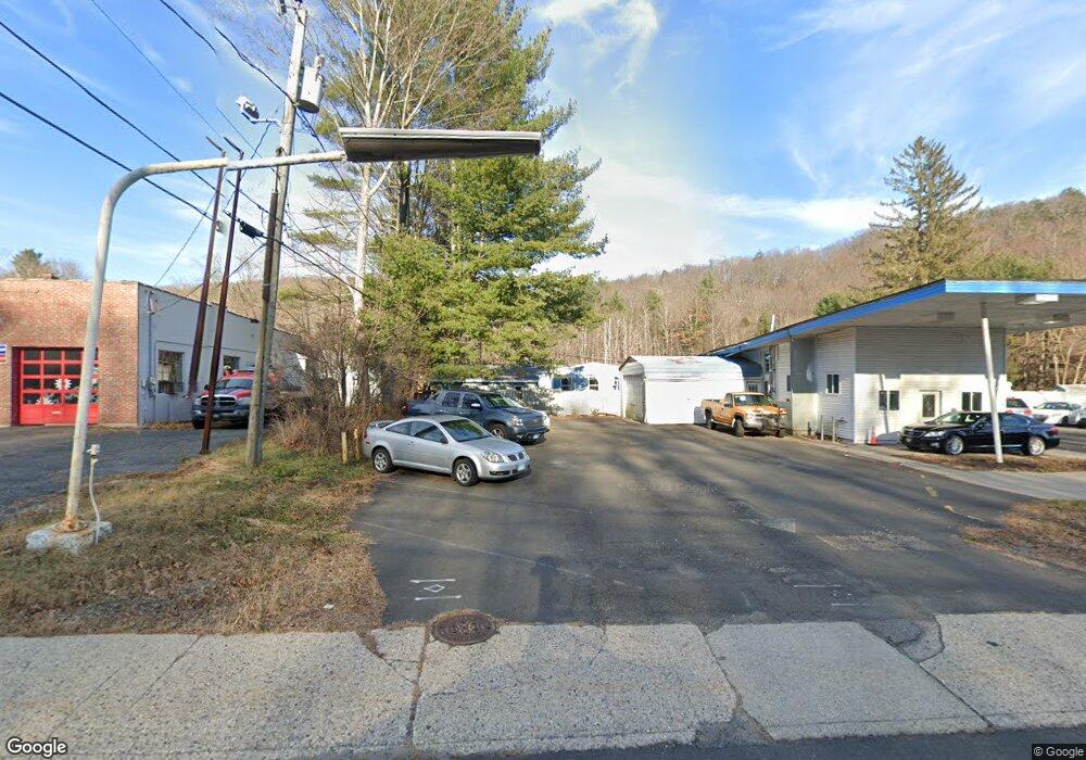 936 Main St unit 3, Winchester, CT 06098 - photo 1