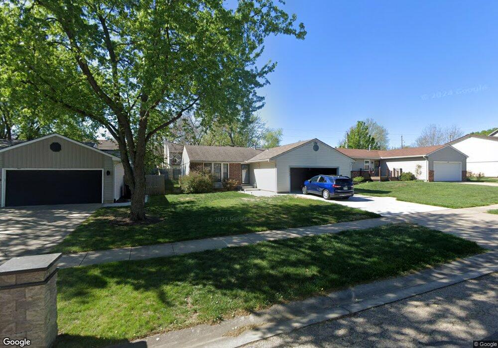 5633 SW 36th St, Topeka, KS 66614 - photo 1