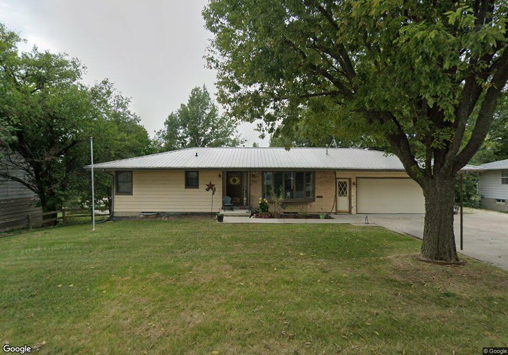 110 N Osceola St, Osceola, IA 50213 - photo 1