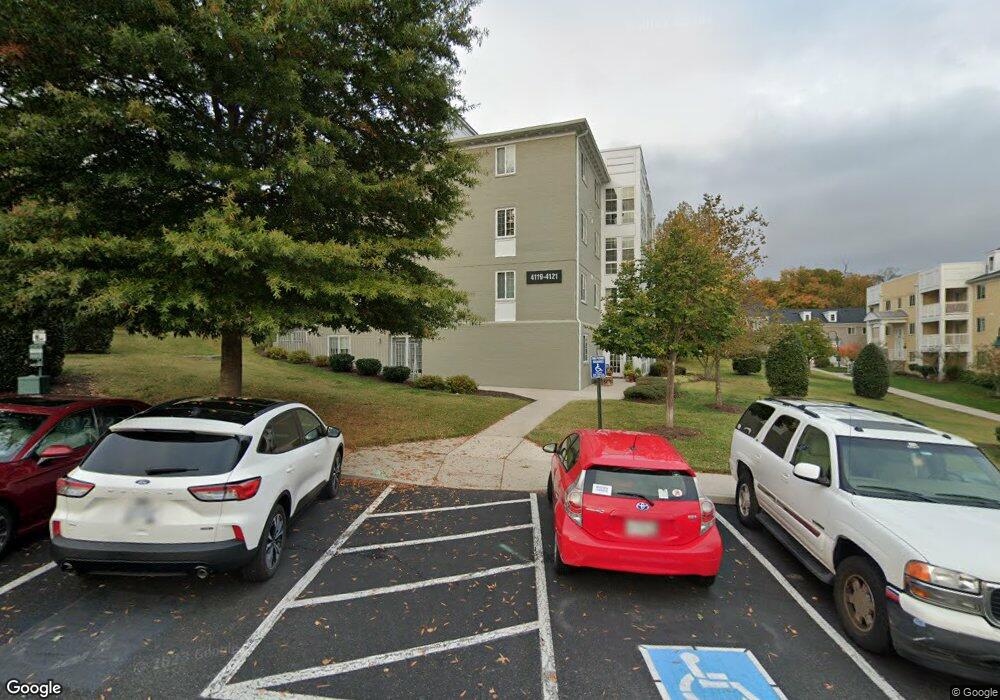 4119 S Four Mile Run Dr unit 304, Arlington, VA 22204 - photo 1