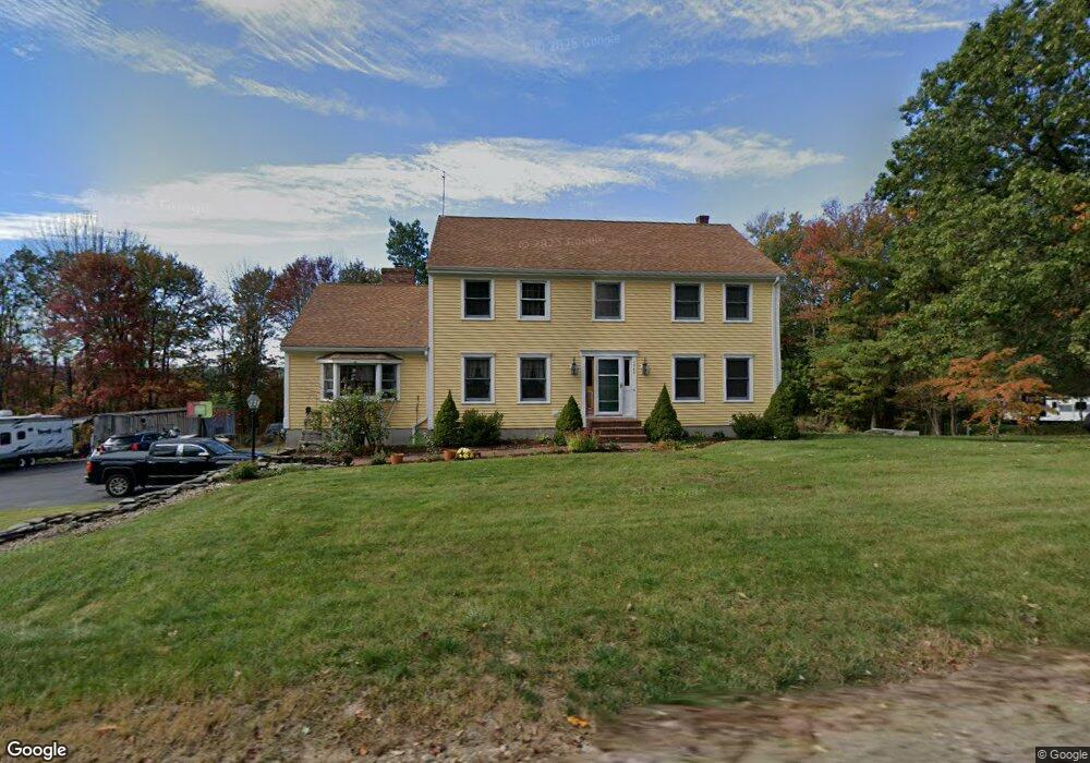 1045 Franklin Rd, Fitchburg, MA 01420 - photo 1