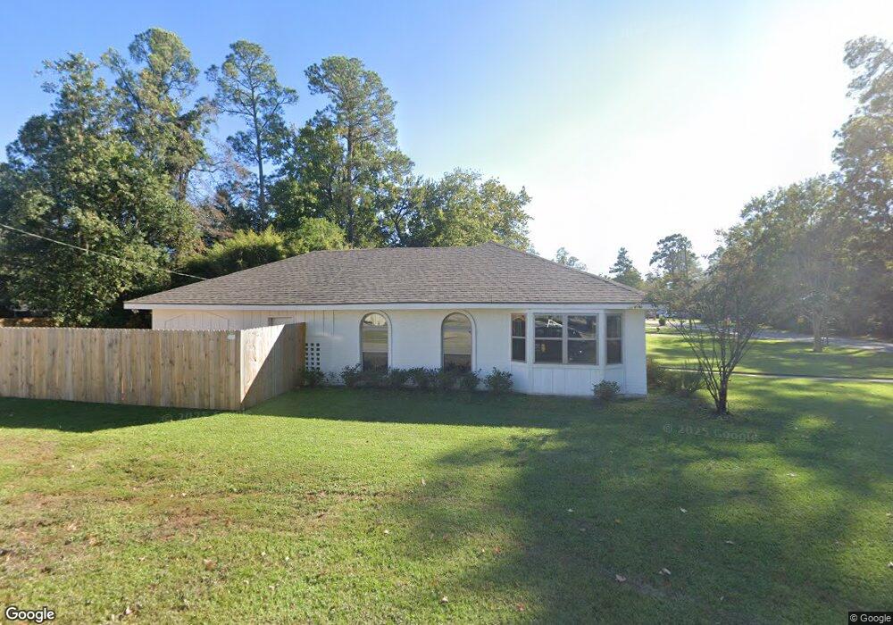 1404 Broadmoor St, Slidell, LA 70458 - photo 1