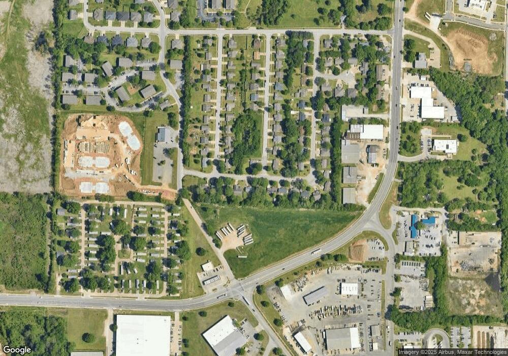 # 4 Sandy Dr, Fayetteville, AR 72701 - photo 1