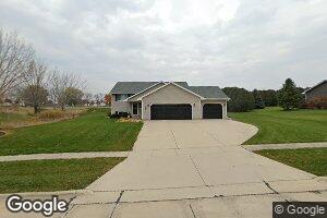 404 Primrose Dr, Hudson, IA 50643