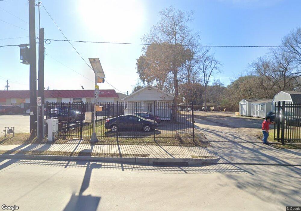 2216 Parker Rd, Houston, TX 77093 - photo 1