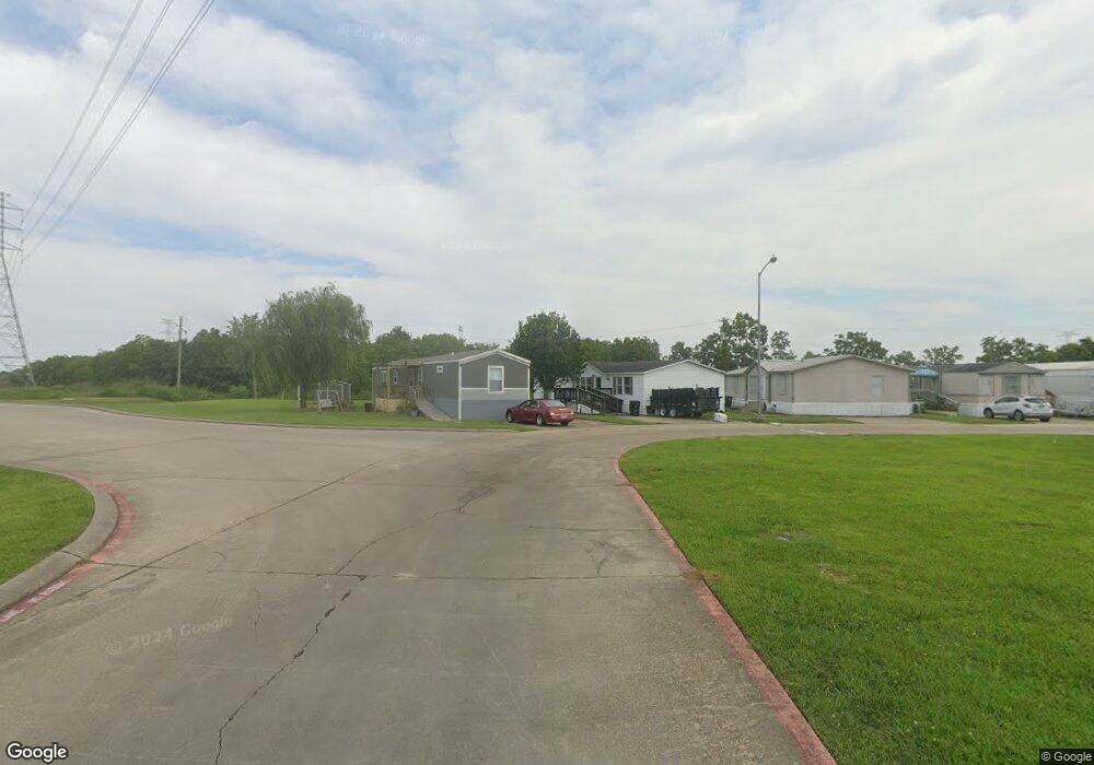 1 Fox Meadow Dr, Alvin, TX 77511 - photo 1