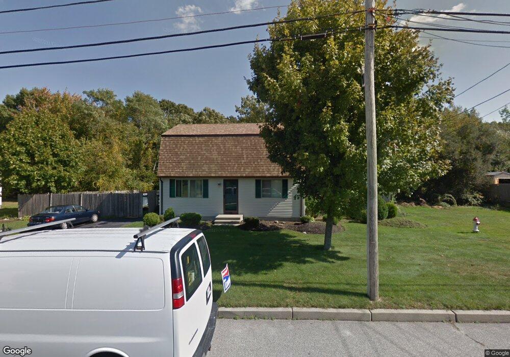 26 Drawbridge Dr, West Warwick, RI 02893 - photo 1