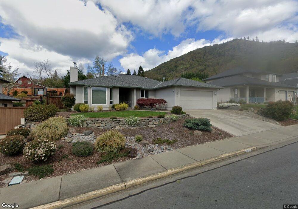 1406 NE Heritage Dr, Grants Pass, OR 97526 - photo 1