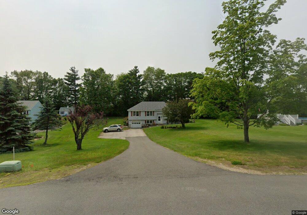 5 Squamscott Ave, Derry, NH 03038 - photo 1