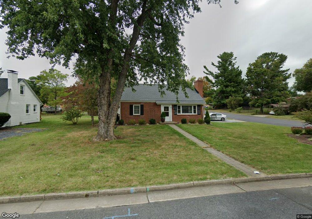 219 Alphin Ave, Waynesboro, VA 22980 - photo 1