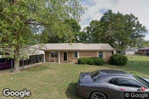 205 S Collins St, Isola, MS 38754
