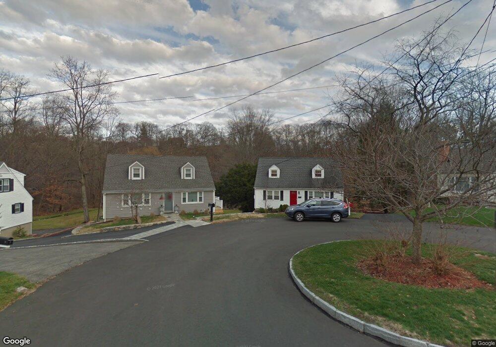 12 Muriel Place, Greenwich, CT 06831 - photo 1