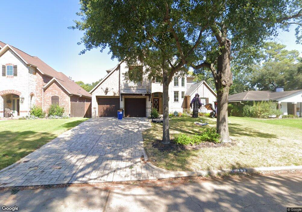 14106 Woodthorpe Ln, Houston, TX 77079 - photo 1