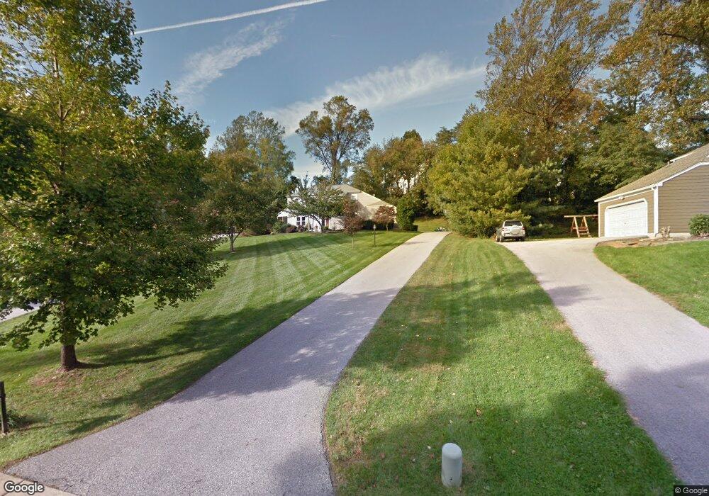 935 Aronimink Dr, Malvern, PA 19355 - photo 1