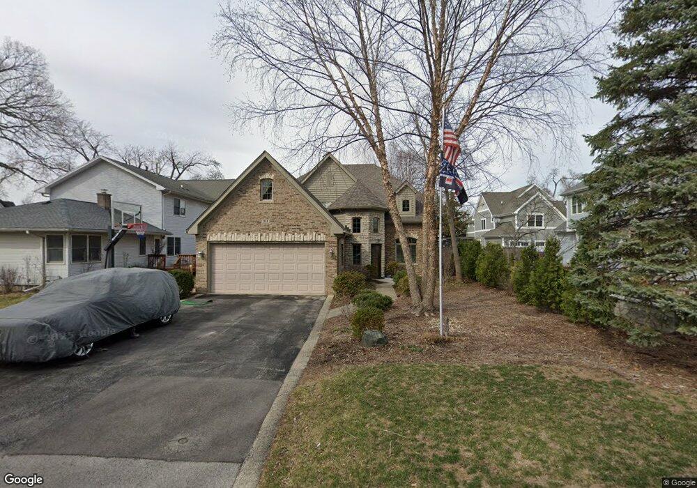 211 W Harding St, Elmhurst, IL 60126 - photo 1