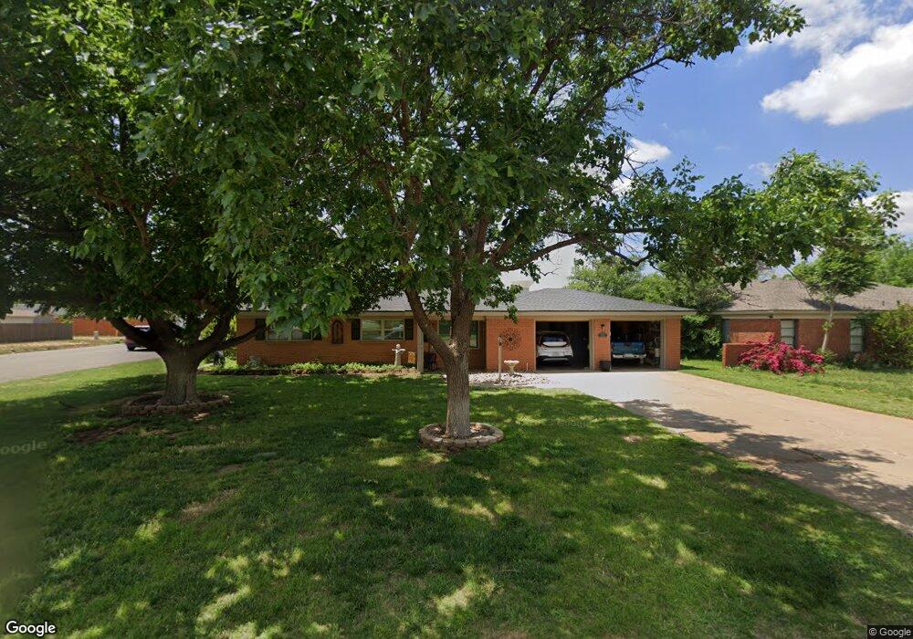 1601 Dallas St, Plainview, TX 79072 - photo 1