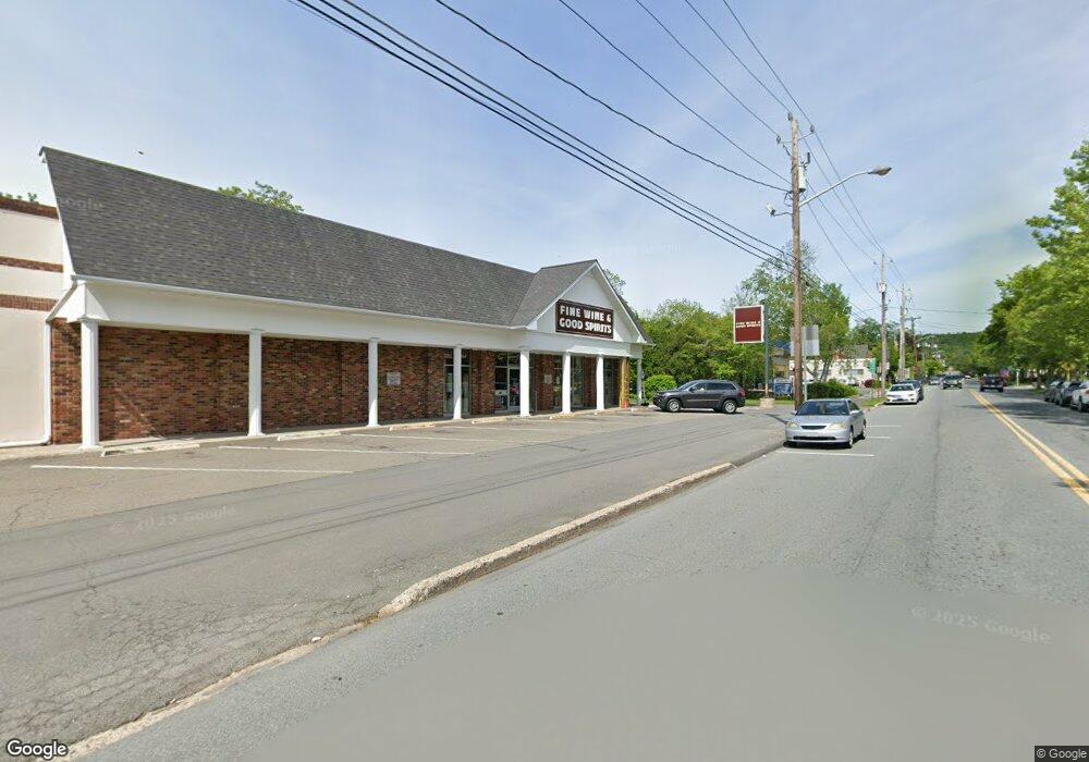 110 W Harford St, Milford, PA 18337 - photo 1