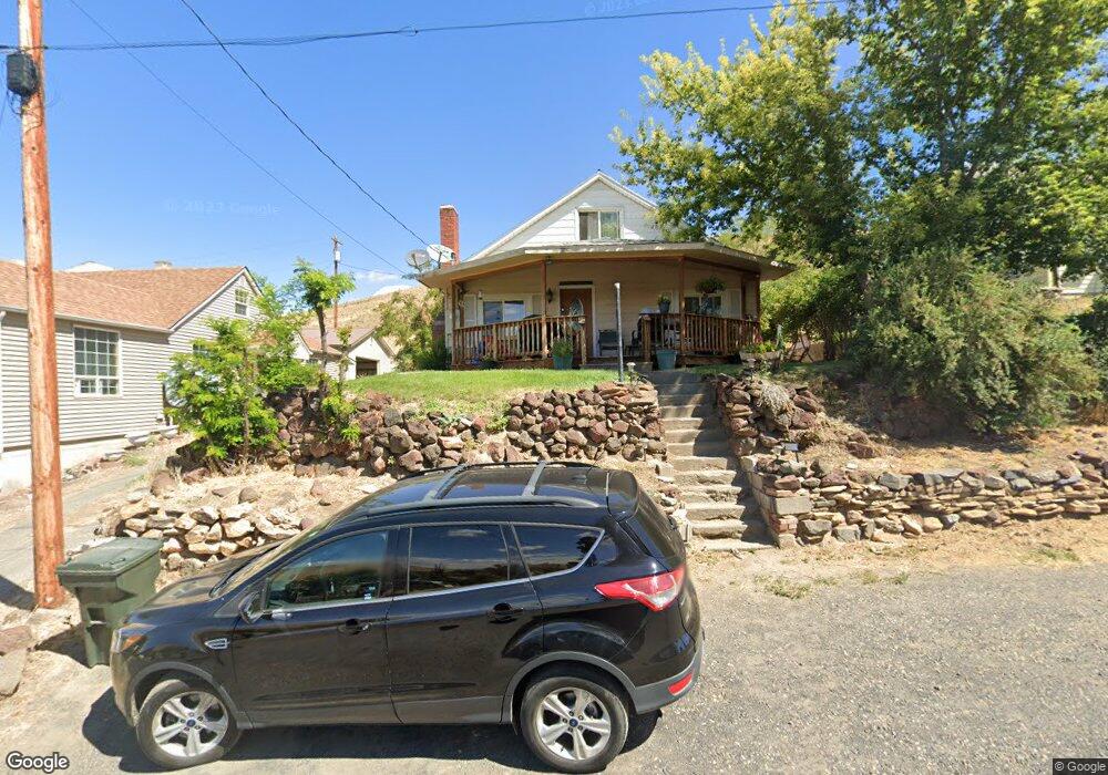 355 E Aiken St, Heppner, OR 97836 - photo 1