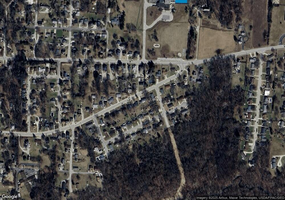 949 Fielding Rd, Sidney, OH 45365 - photo 1