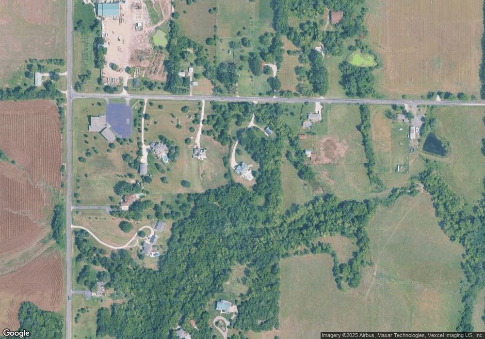 8231 SW 33rd St, Topeka, KS 66614 - photo 1