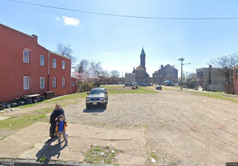 560 Pine St, Camden, NJ 08103 - photo 1