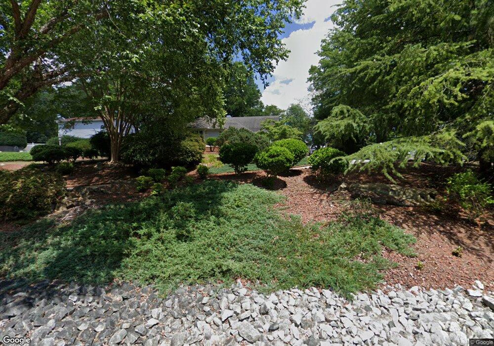 1401 Plantation Cir, Asheboro, NC 27205 - photo 1