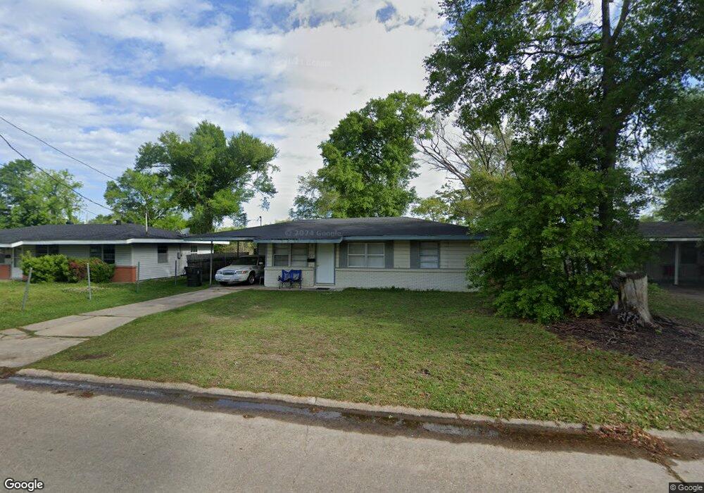 1317 Clover Dr, Lake Charles, LA 70607 - photo 1