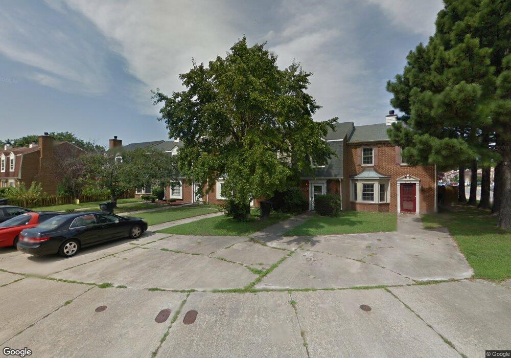 5710 Rivermill Cir, Portsmouth, VA 23703 - photo 1