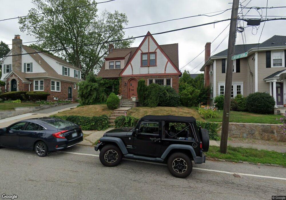 569 Fair St, Warwick, RI 02888 - photo 1