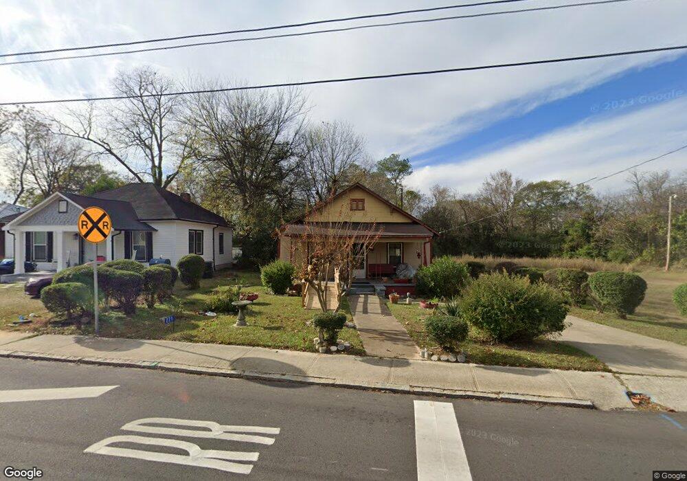 221 Campbell St, Elberton, GA 30635 - photo 1