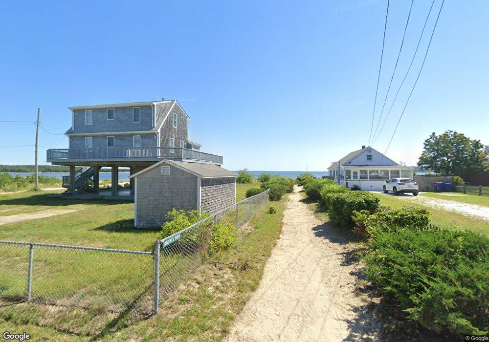 33 Wankinquoah Ave, Wareham, MA 02571 - photo 1