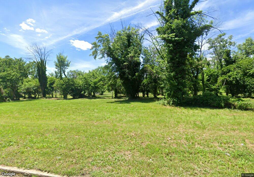 3304 Dupont Ave, Baltimore, MD 21215 - photo 1