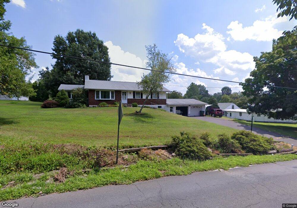 3012 Finland Rd, Pennsburg, PA 18073 - photo 1