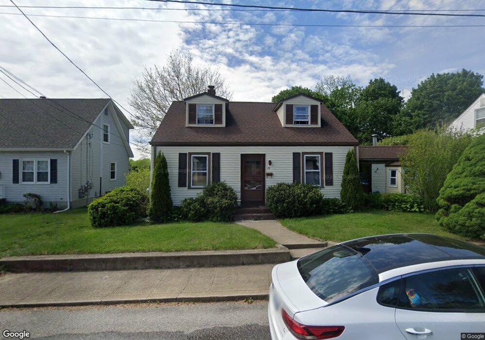 10 Hillcrest Dr, West Warwick, RI 02893 - photo 1