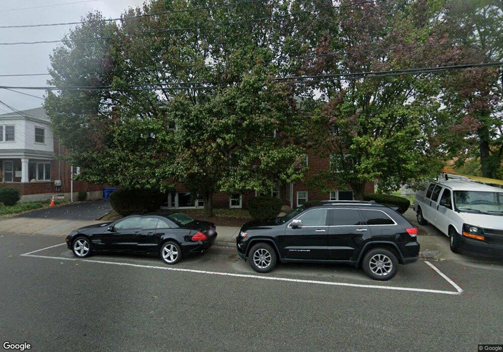 206 High St unit 8, Waltham, MA 02453 - photo 1