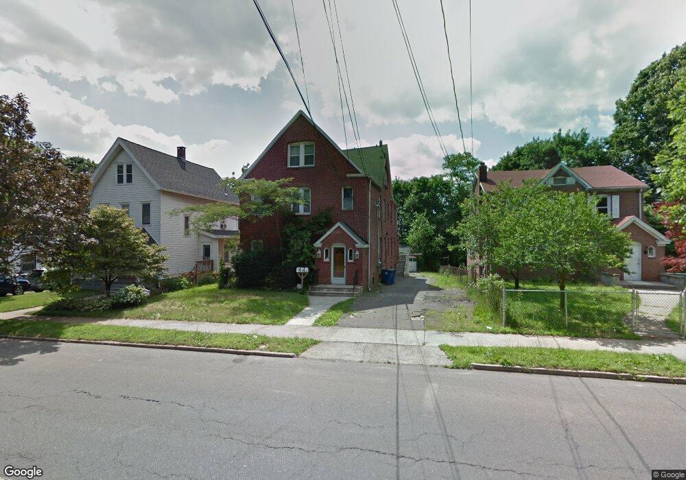 922 Townsend Ave, New Haven, CT 06512 - photo 1