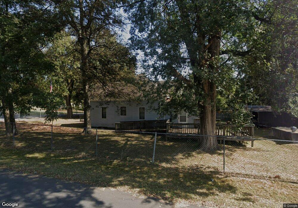 327 W South St, Tahlequah, OK 74464 - photo 1