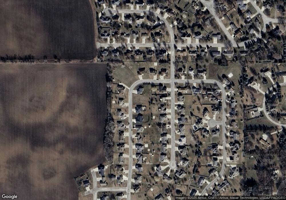 1003 28th St SW, Austin, MN 55912 - photo 1