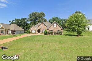 33 N Gregory St, Ecru, MS 38841