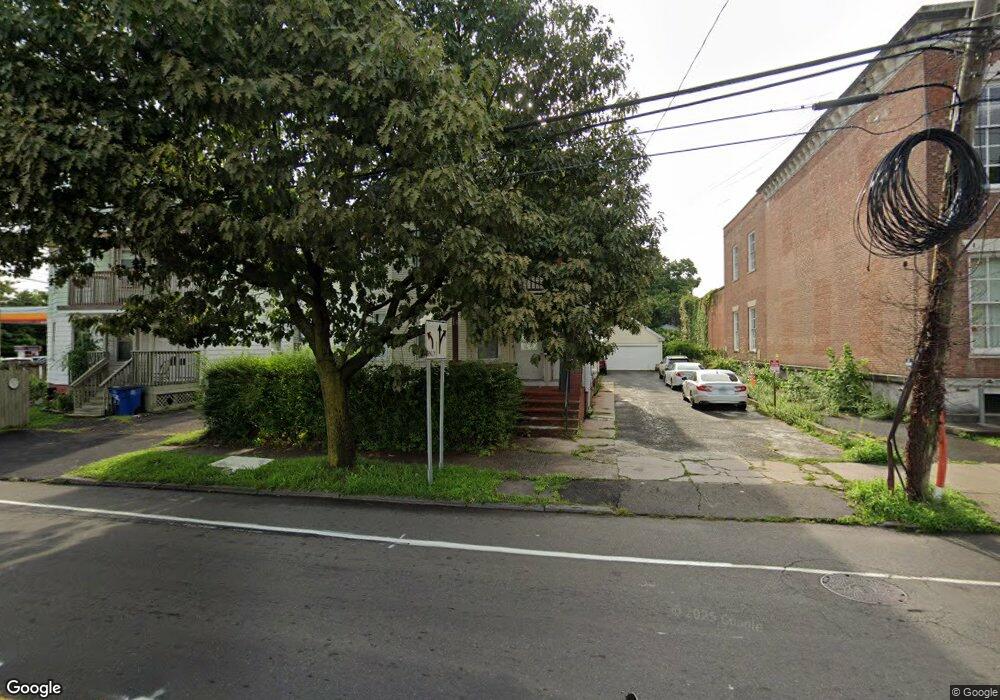 1163 Townsend Ave, New Haven, CT 06512 - photo 1