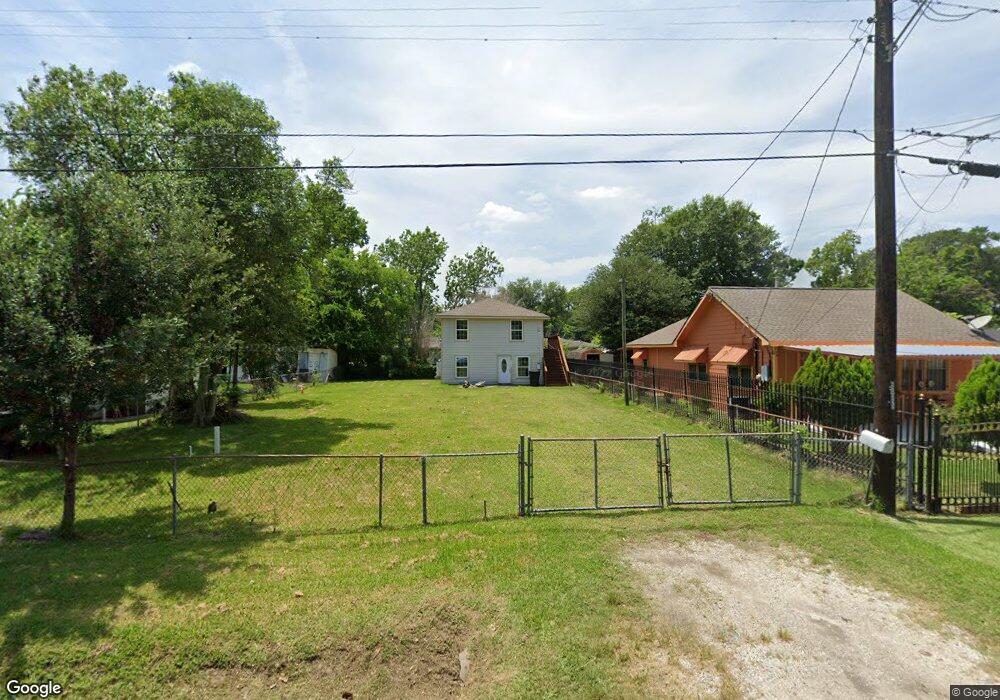 9513 Berkshire St, Houston, TX 77093 - photo 1