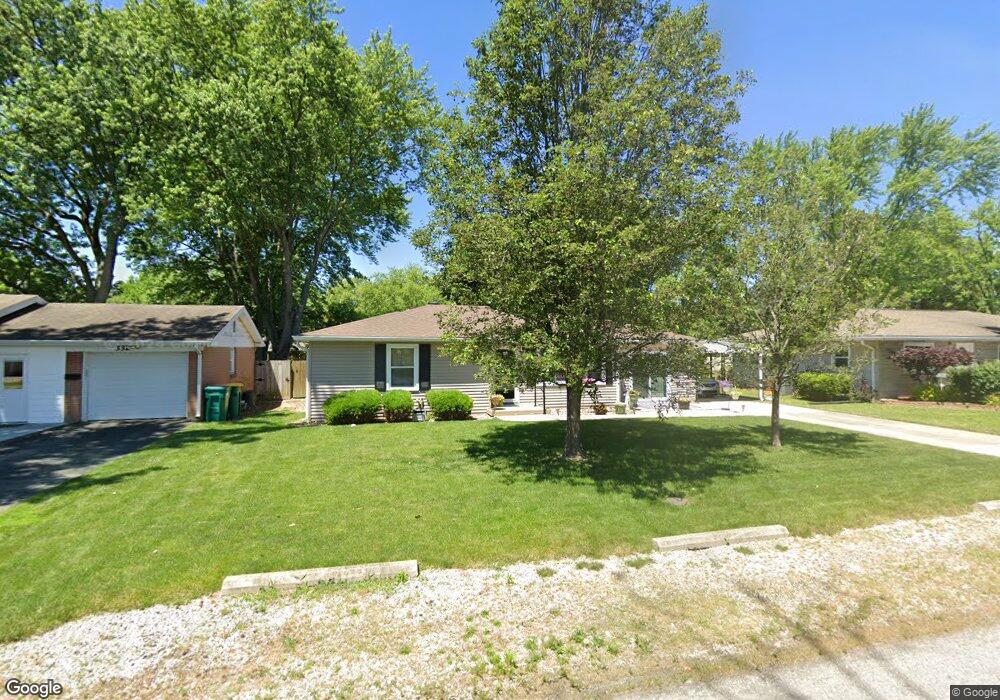 328 Southmore St, Plainfield, IN 46168 - photo 1